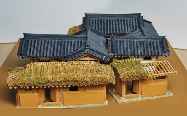 이번 전시에서는 조선시대 최고의 번화가였던 견평방의 가옥을 재현하는 등 다양한 자료를 통해 당시 모습을 소개한다. 사진은 당시 가옥의 흔적을 잘 보여주는 ‘수동집’.