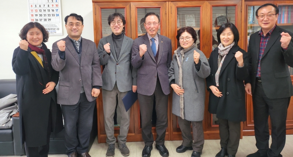 부산연합회 경로당광역지원센터가 ‘경로당광역지원센터 운영위원회’를 개최했다.