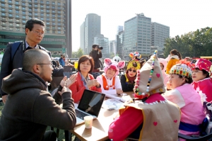 10월 25일 서울시청 앞 광장에서 개최된 '유쾌한 시청작당'