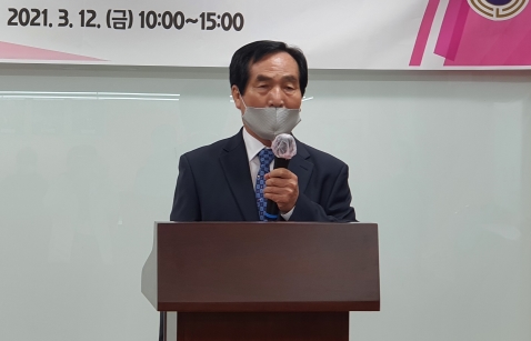 박창만 당선자가 당선소감을 발표하고 있다.