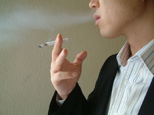 매일 한 갑씩 40년 담배 핀 남자, 폐암 발생률 20배