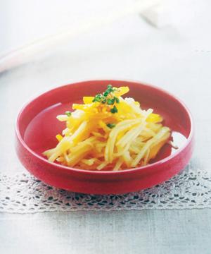 [백세시대 건강요리] 저염밥상 (57) 감자채 단호박볶음