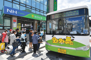 ‘노인 버스 무료’ 공약, 실현 기대감 높다