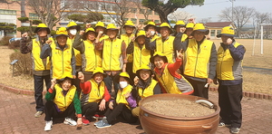 대한노인회 전북 정읍시지회, 입암봉사단의 '행복한 학교 만들기' 봉사